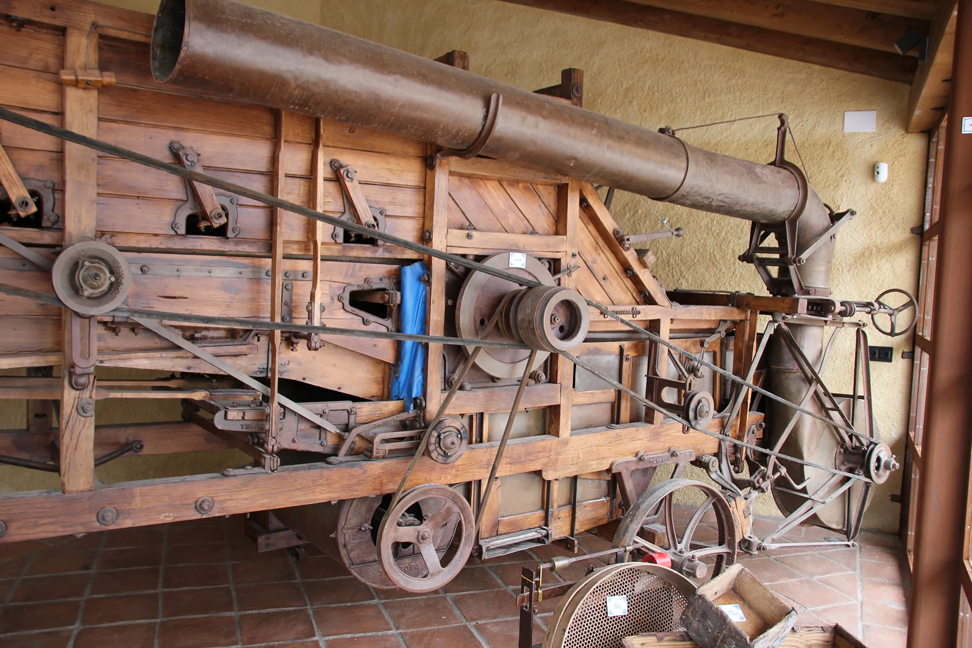 Museo antaño Alaraz Trilladora